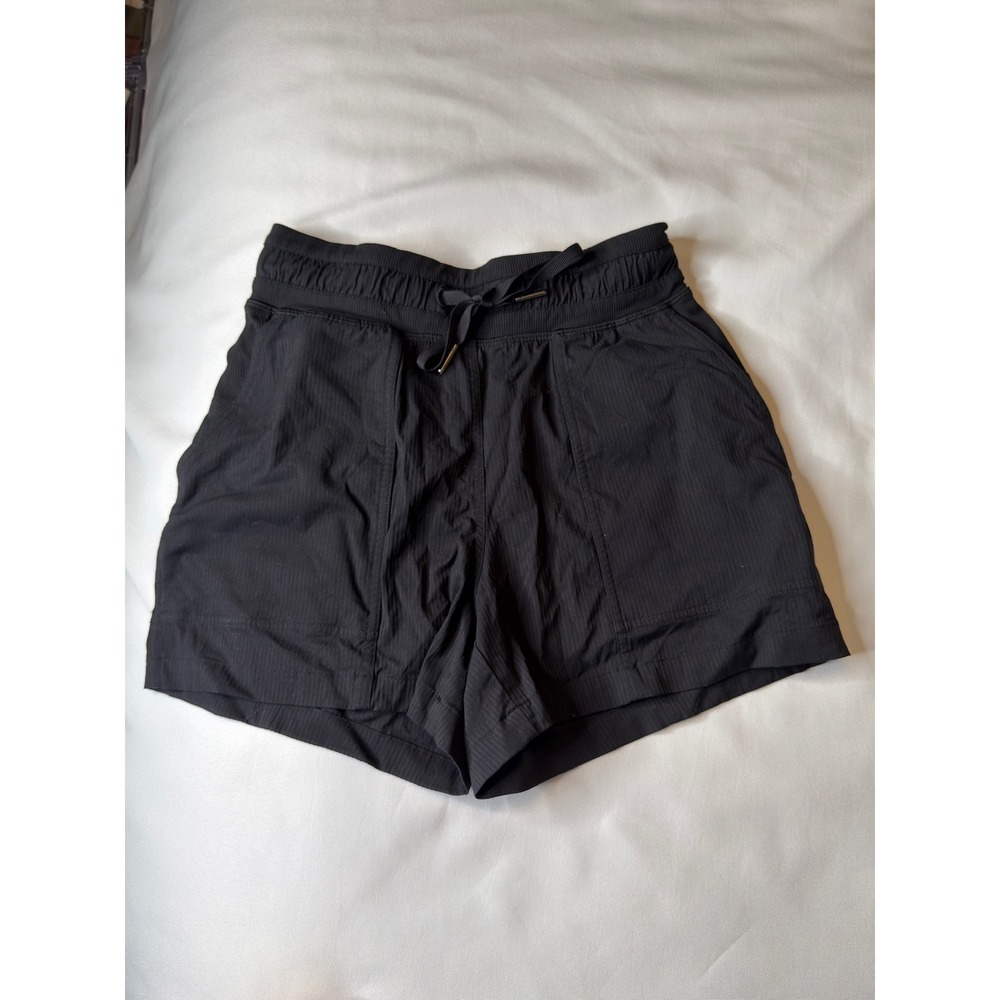 Lululemon Beyond the Studio Short Black Size 2 Drawstring Lined LW7CCGS
